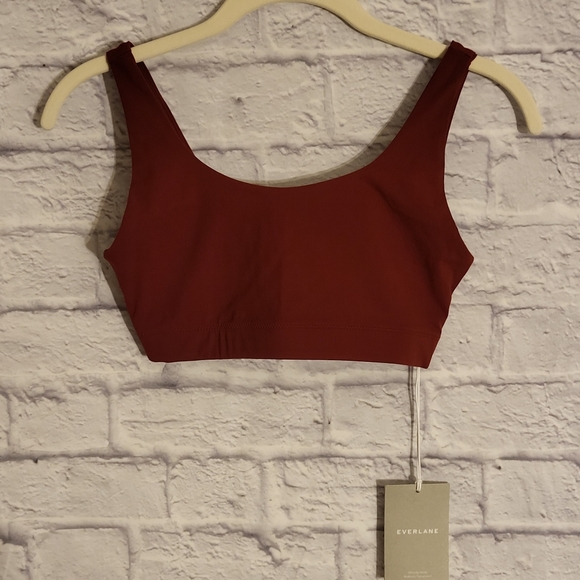 NWT Everlane The Performance Bra in Dark Red - Picture 7 of 13